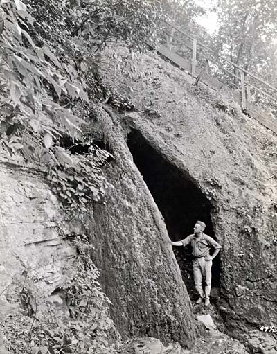 Opening below Daniel Boone's Cave.